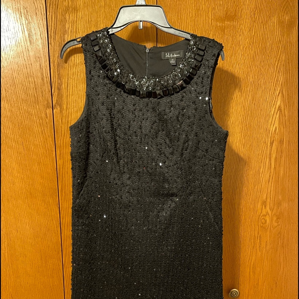 Beautiful cocktail dress with sequins-size 14